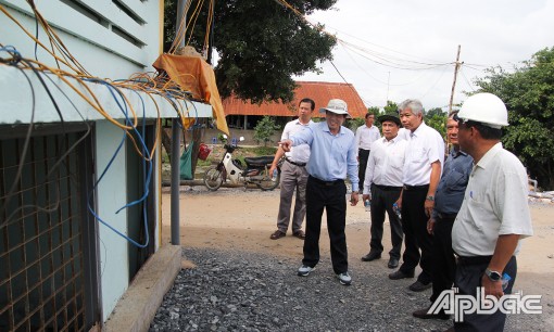 Lãnh đạo tỉnh Tiền Giang kiểm tra các dự án xây dựng cơ bản