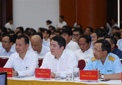 Gia hạn hơn 43.000 tỷ đồng tiền thuế cho doanh nghiệp