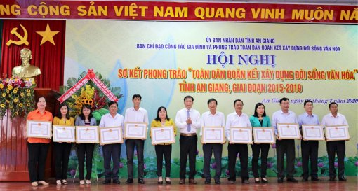 An Giang tiếp tục nâng cao chất lượng phong trào “Toàn dân đoàn kết xây dựng đời sống văn hóa”