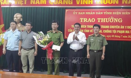 Bắt 3 đối tượng mua bán trái phép chất ma túy, thu giữ 54 bánh heroin