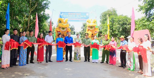 Khánh thành cầu Hy vọng 86 - cầu Trại Trị xã Bình Phước Xuân