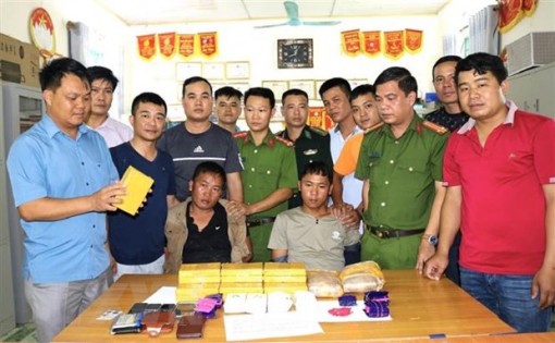 Phá thành công chuyên án 20 bánh heroin, 12.000 viên ma túy