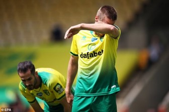 Kết quả Premier League: Norwich trở thành đội đầu tiên xuống hạng