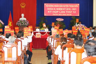 HĐND huyện Thoại Sơn tiến hành kỳ họp lần thứ 12, khóa XI, (nhiệm kỳ 2016 – 2021)