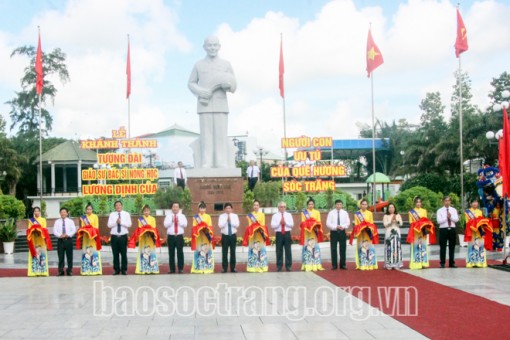 Khánh thành Tượng đài Giáo sư - Bác sĩ Nông học Lương Định Của