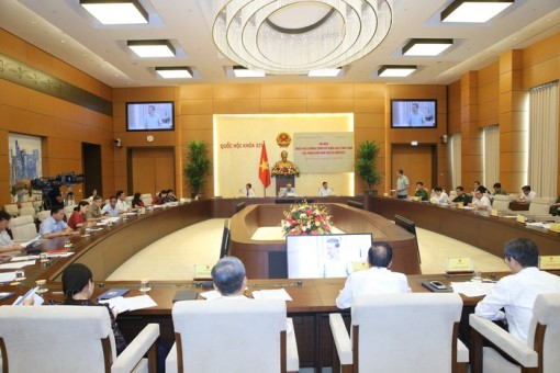 Triển khai Nghị quyết của QH về xây dựng luật, pháp lệnh năm 2020 và năm 2021