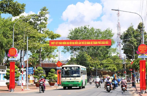 Đẩy mạnh công tác tuyên truyền Đại hội Đảng các cấp