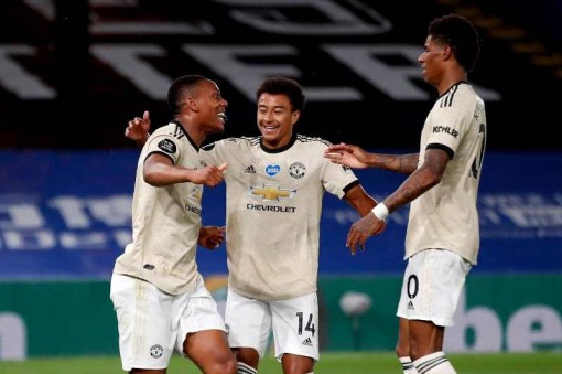 Thắng Crystal Palace 2-0, Man United vẫn đứng thứ 5