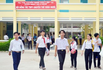 Kỳ thi tuyển sinh vào lớp 10 ở An Giang: Thí sinh làm khá tốt bài thi các môn chuyên