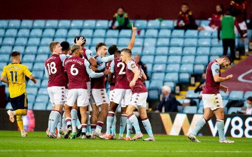 Thắng Arsenal 1-0, Aston Villa mở ra khả năng trụ hạng