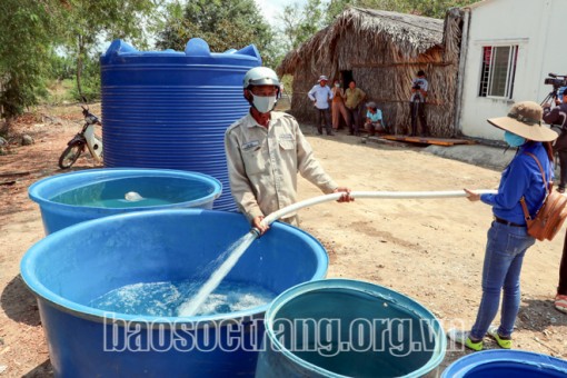 Ngành nước nông thôn Sóc Trăng với giải pháp ứng phó hạn, mặn