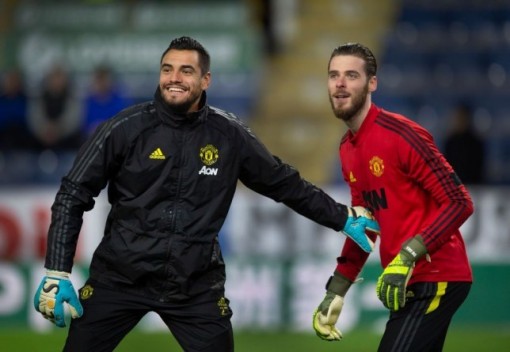 Romero chán Solskjaer ưu ái De Gea, khăn gói rời MU