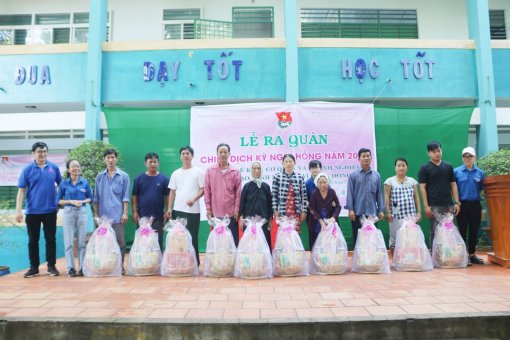 Nhiều hoạt động ý nghĩa trong Chiến dịch “Kỳ nghỉ hồng” tại xã Bình Thạnh