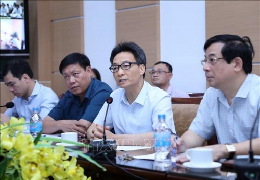 Ban Chỉ đạo Quốc gia phòng chống dịch COVID-19 họp trực tuyến với một số bệnh viện