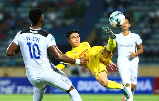 V-League vẫn diễn ra bất chấp các CLB đòi kết thúc sớm vì COVID-19