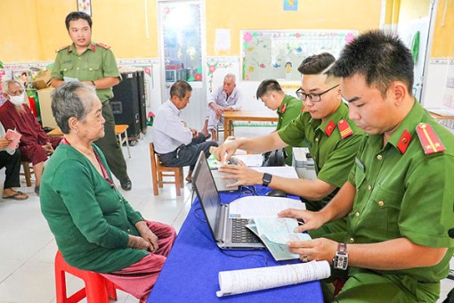 Cần Thơ: Vì dân phục vụ