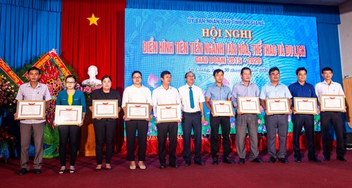 Hội nghị điển hình tiên tiến ngành văn hóa- thể thao và du lịch An Giang giai đoạn 2015- 2020