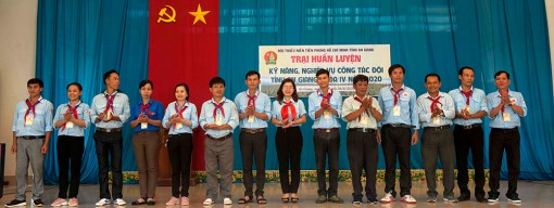 Khai mạc Trại huấn luyện kỹ năng, nghiệp vụ công tác Đội