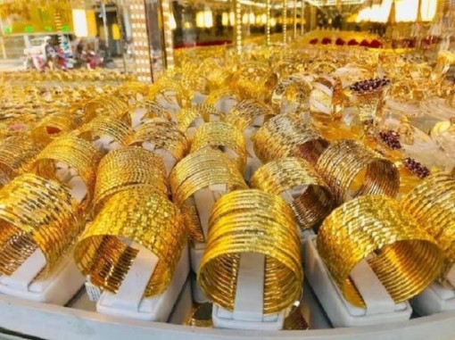 Giá vàng hôm nay 2-8: Vàng vẫn neo ở ngưỡng cao kỷ lục
