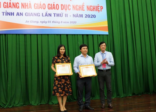 Trường Cao đẳng Y tế An Giang giải nhất toàn đoàn Hội giảng nhà giáo giáo dục nghề nghiệp