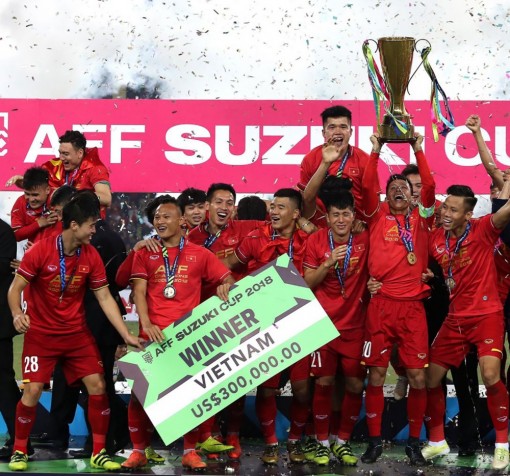 Hoãn AFF Cup 2020, ông Park lo nhiều hơn vui