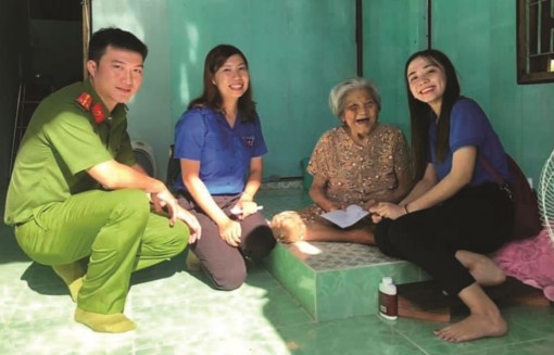 Phát huy tinh thần vì cộng đồng