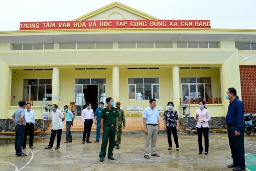 Lãnh đạo huyện Châu Thành kiểm tra công tác chuẩn bị tại khu cách ly phòng, chống dịch COVID-19