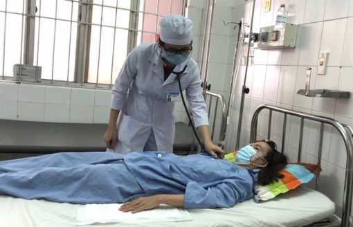 Cần Thơ: Cô gái bị đuối nước, bùn đất lấp đầy hai phổi được cứu sống