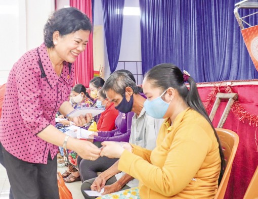 Chung tay xoa dịu nỗi đau da cam