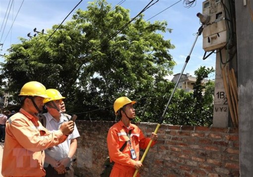 Bộ Công Thương giải thích rõ về phương án bán điện 1 giá
