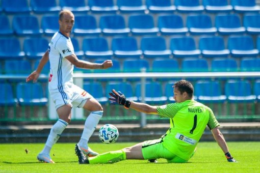 Filip Nguyễn là thách thức lớn với Đặng Văn Lâm