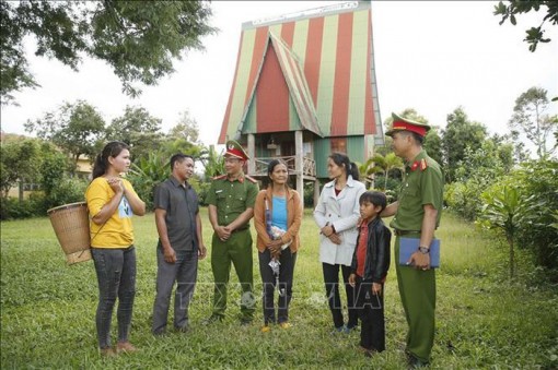 Nhân 75 năm Ngày truyền thống Công an nhân dân 19-8: Khi Công an chính quy về xã