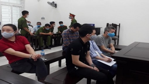 Đưa người sang châu Âu trái phép, hai bị cáo người ngoại quốc lĩnh án tù