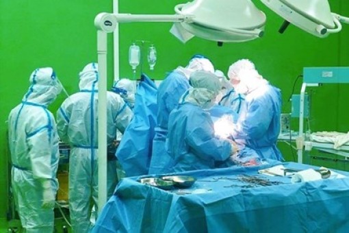 Đà Nẵng thực hiện ca mổ sinh thành công cho sản phụ mắc COVID-19