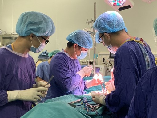 Việt Nam chuyển giao nhiều kỹ thuật ngoại khoa cho các nước