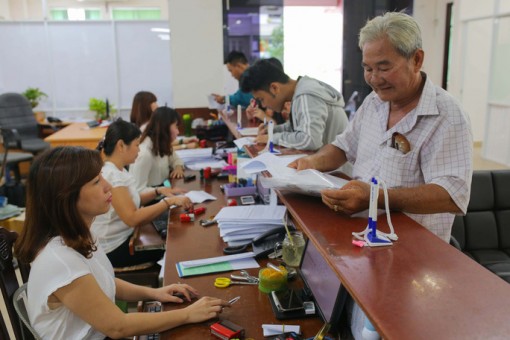 Vẫn làm việc khi hợp đồng hết hạn, những điều cần lưu ý