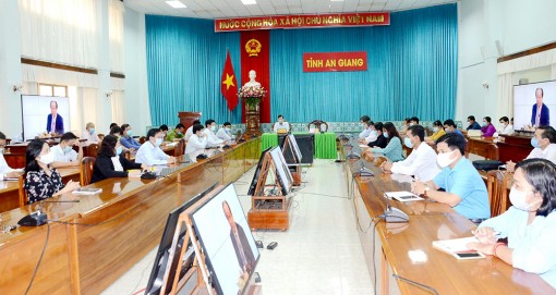 Khai trương trực tuyến hệ thống thông tin báo cáo quốc gia