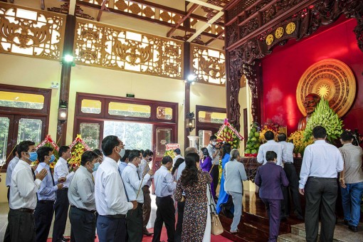 Kỷ niệm 132 năm ngày sinh Chủ tịch Tôn Đức Thắng