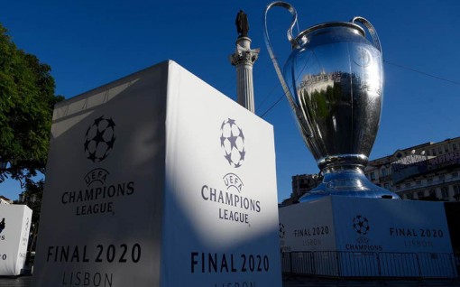 'Thời' của PSG hay 'Thế' của Bayern Munich?