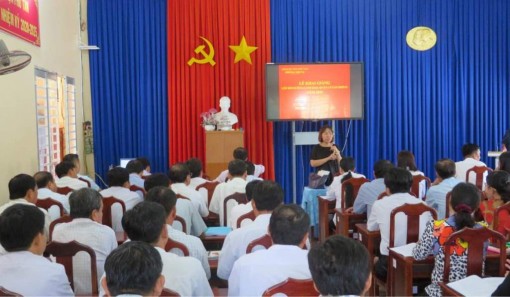 Phú Tân khai giảng lớp lãnh đạo, quản lý cấp phòng