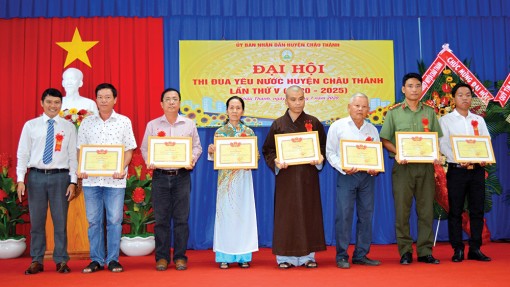Châu Thành sôi nổi các phong trào thi đua yêu nước