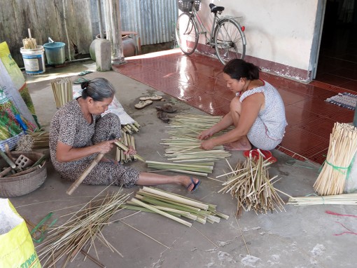 Đổi mới mẫu mã sản phẩm làng nghề truyền thống