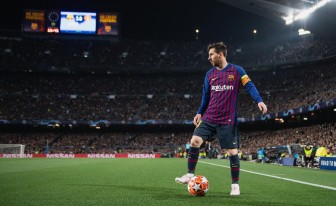 Messi chính thức ở lại Barca