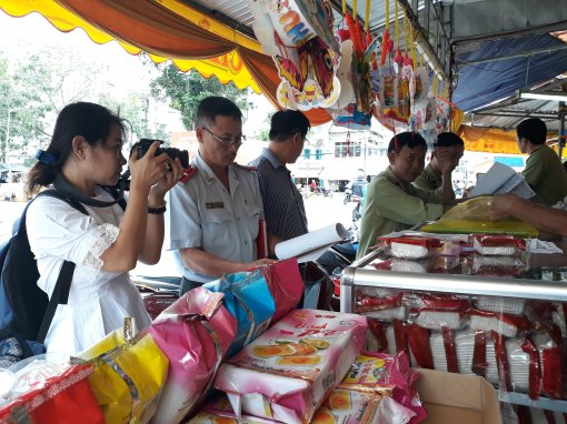 Kiểm tra, xử lý nghiêm vi phạm, bảo đảm an toàn thực phẩm Tết Trung thu