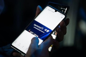 Huawei phát hành smartphone chạy HarmonyOS vào năm sau