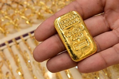 Giá vàng thị trường thế giới giảm nhẹ do đồng USD mạnh lên