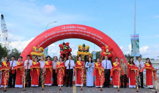 An Giang: Khánh thành dự án nâng cấp tuyến đường phục vụ an ninh quốc phòng kết hợp đê ngăn lũ vùng tứ giác Long Xuyên