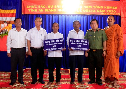Nhiều hoạt động thiết thực của Công an tỉnh An Giang nhân dịp lễ Sene Dolta