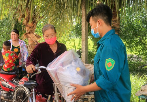 “Quân đội chung tay vì người nghèo”