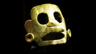 Guatemala thu hồi mặt nạ ngọc bích khoảng 1.400 năm tuổi